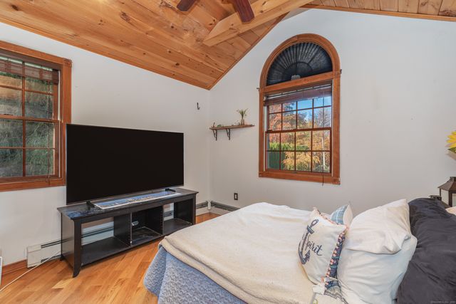 9 Cheryl Lane, Prospect, CT 06712