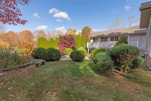 9 Cheryl Lane, Prospect, CT 06712