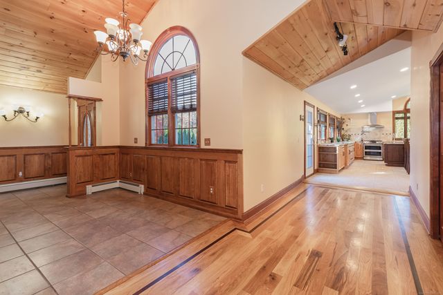 9 Cheryl Lane, Prospect, CT 06712