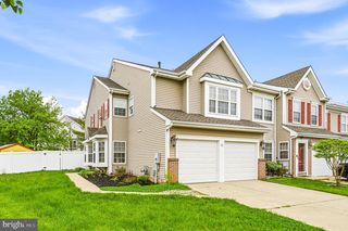 37 ELKINGTON DR, Mount Laurel, NJ 08054