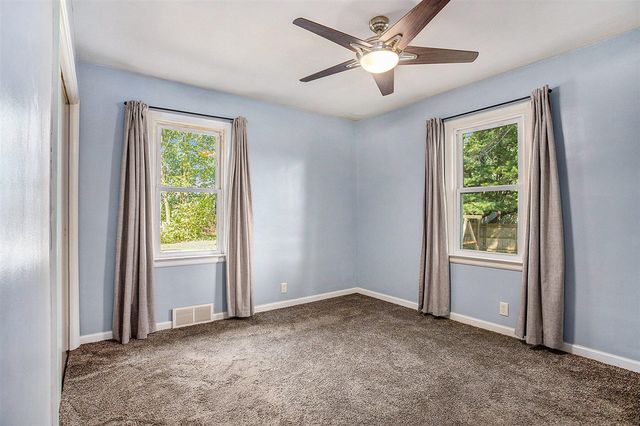 32780 M 43, Paw Paw, MI 49079