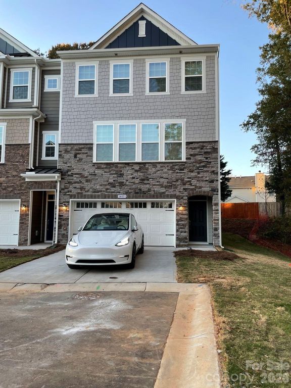14051 Martin hill Way 11, Charlotte, NC 28277