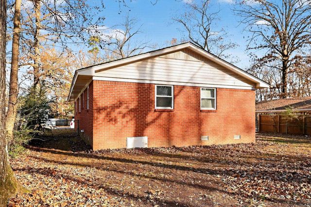 5723 Palo Alto Drive, Little Rock, AR 72209