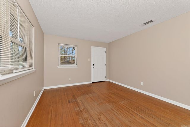 5723 Palo Alto Drive, Little Rock, AR 72209