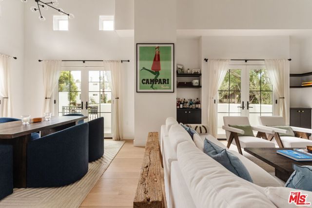 1025 Euclid Street 101, Santa Monica, CA 90403