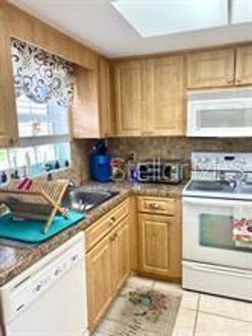 1656 S LAKE AVENUE 3, Clearwater, FL 33756