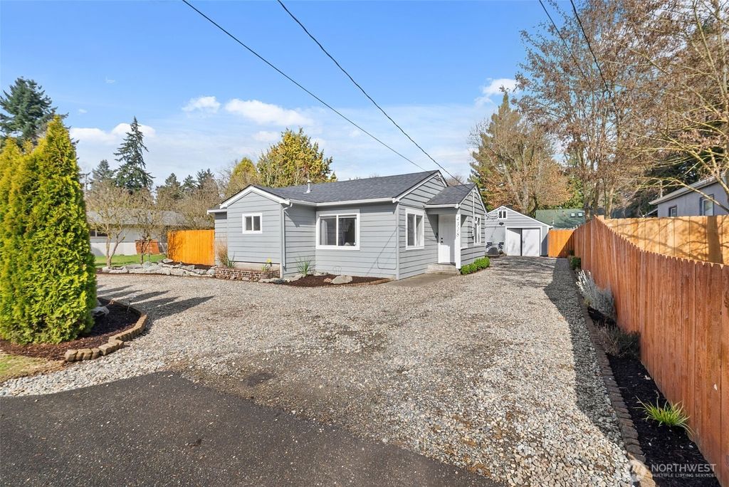 4318 14th Avenue SE, Lacey, WA 98503