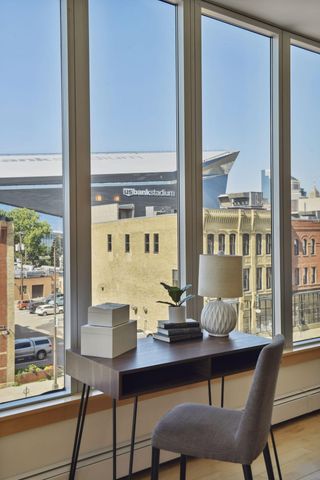 215 10th Avenue S 438, Minneapolis, MN 55415