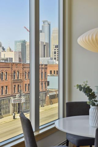 215 10th Avenue S 438, Minneapolis, MN 55415