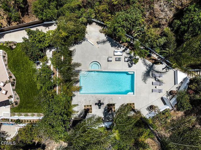 1475 N Bundy Drive, Los Angeles, CA 90049
