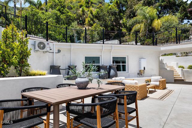 1475 N Bundy Drive, Los Angeles, CA 90049