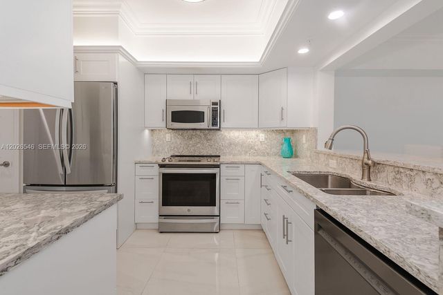 3020 NE 32nd Avenue 1401, Fort Lauderdale, FL 33308