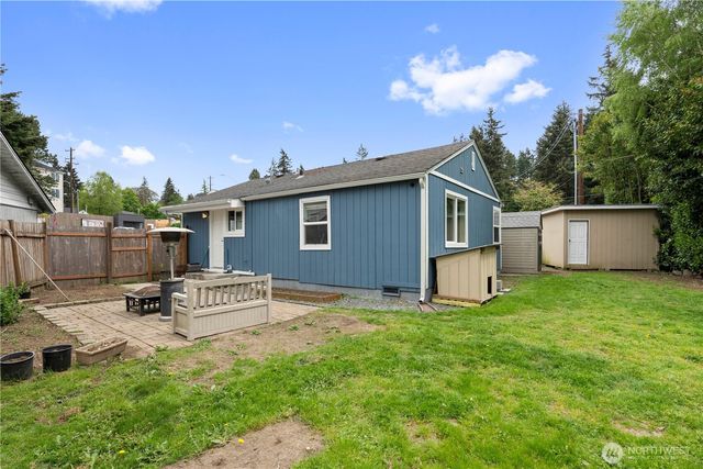 15401 2nd Avenue NE, Shoreline, WA 98155