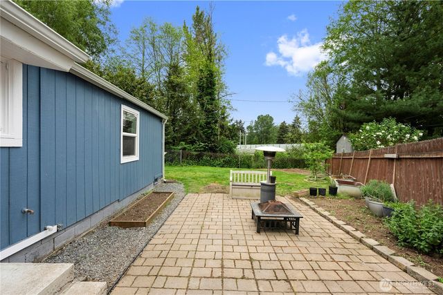 15401 2nd Avenue NE, Shoreline, WA 98155