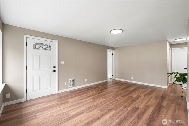 15401 2nd Avenue NE, Shoreline, WA 98155