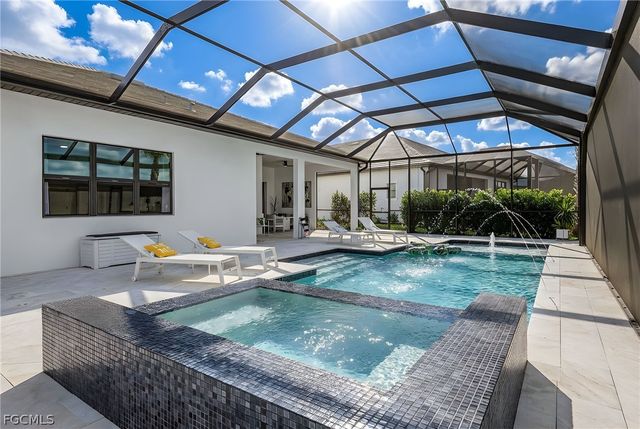 20852 Napa LOOP, Estero, FL 33928