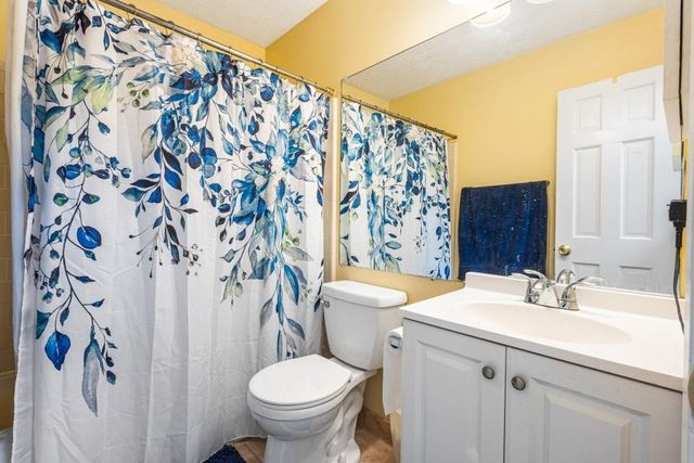 603 Wedgewood Way, Sandy Springs, GA 30350