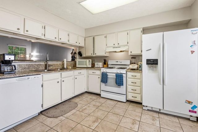 603 Wedgewood Way, Sandy Springs, GA 30350