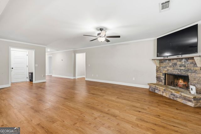 177 Loch Way, Eatonton, GA 31024