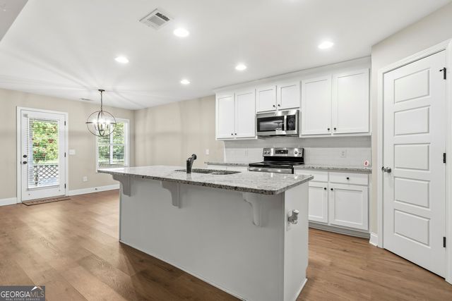 177 Loch Way, Eatonton, GA 31024