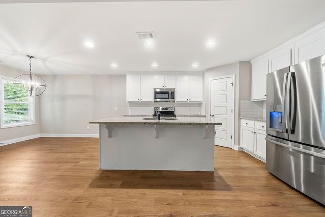 177 Loch Way, Eatonton, GA 31024
