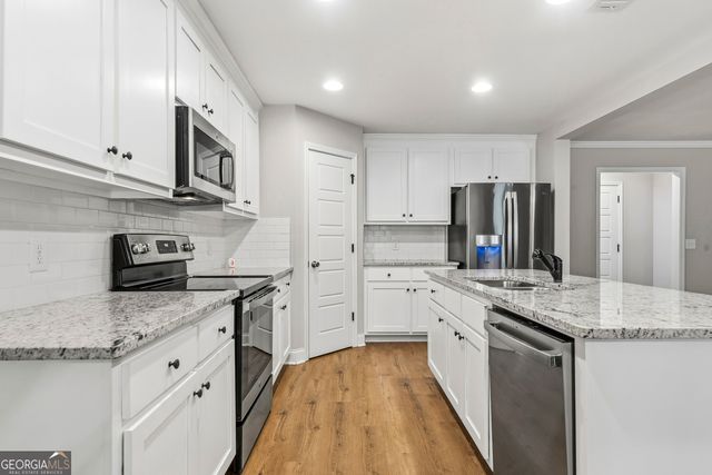 177 Loch Way, Eatonton, GA 31024