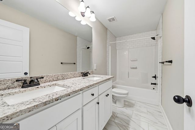 177 Loch Way, Eatonton, GA 31024