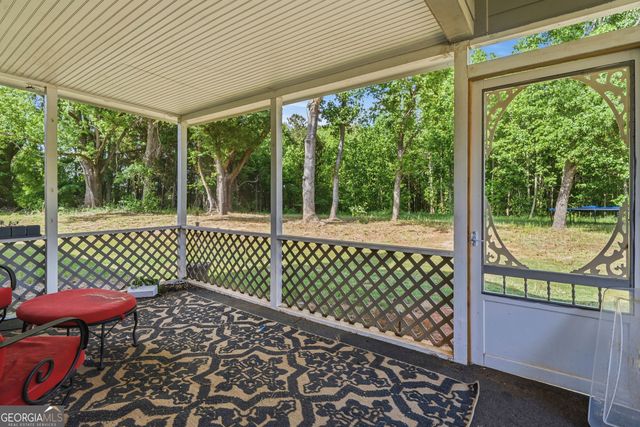 177 Loch Way, Eatonton, GA 31024