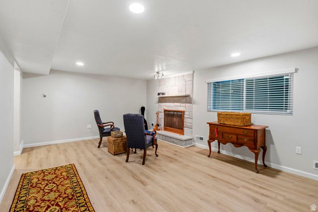 4796 S SAXONY CIR, Holladay, UT 84117