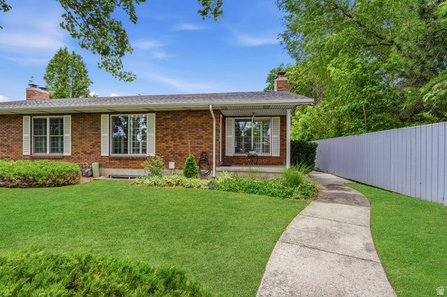 4796 S SAXONY CIR, Holladay, UT 84117