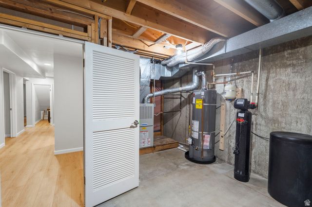 4796 S SAXONY CIR, Holladay, UT 84117