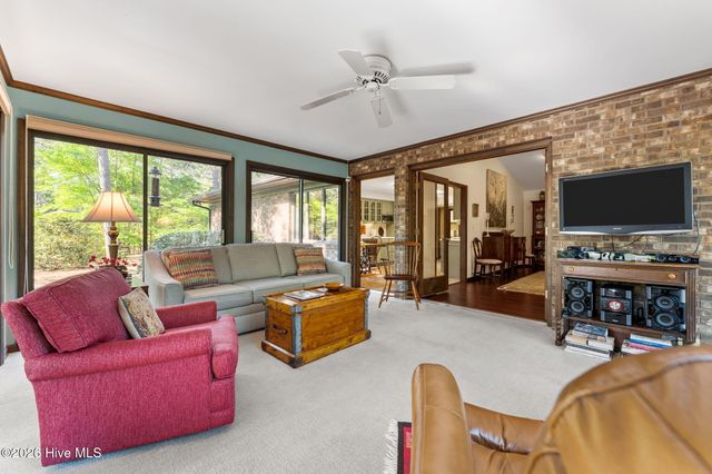 3 Mcdonald Place, Pinehurst, NC 28374