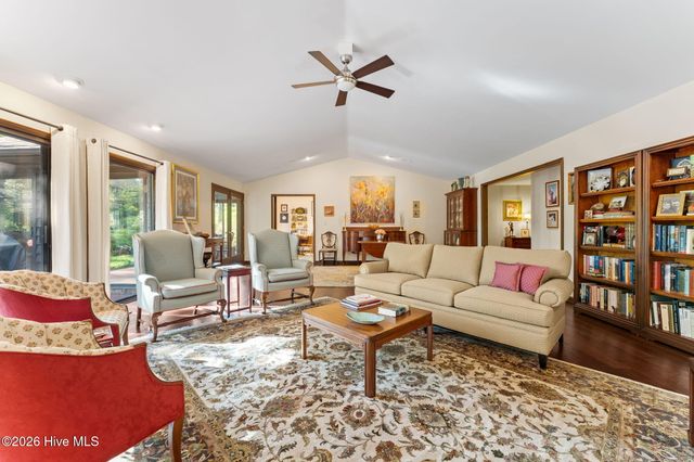 3 Mcdonald Place, Pinehurst, NC 28374