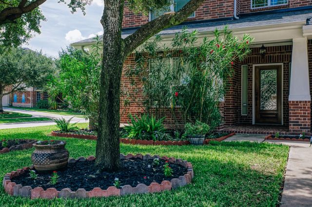 13903 Pawnee Trails Drive, Cypress, TX 77429
