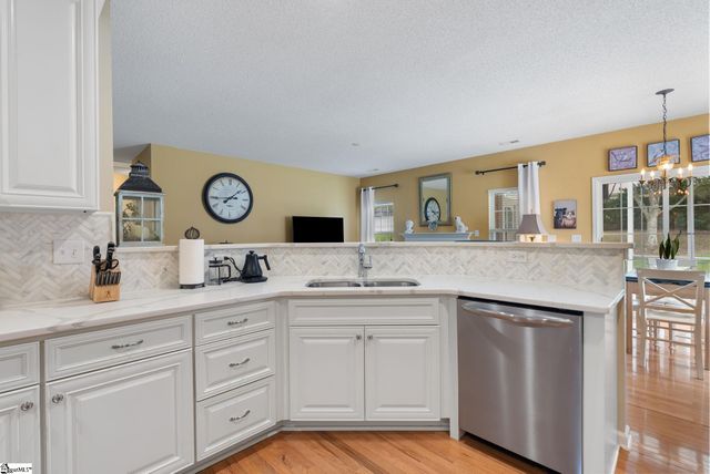 306 Jockey Court, Simpsonville, SC 29681