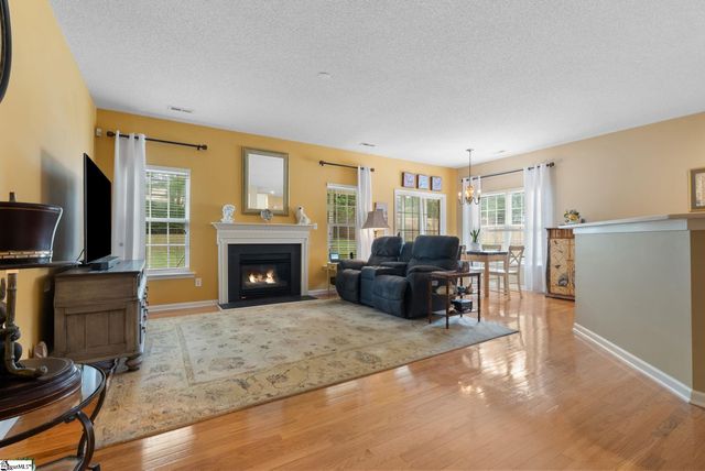 306 Jockey Court, Simpsonville, SC 29681