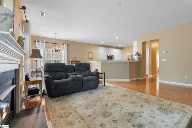 306 Jockey Court, Simpsonville, SC 29681