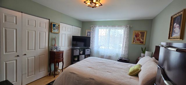 10467 DEARLOVE Road 6, Glenview, IL 60025