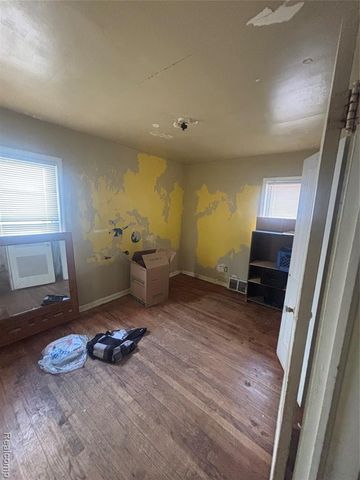 19762 Avon Avenue, Detroit, MI 48219