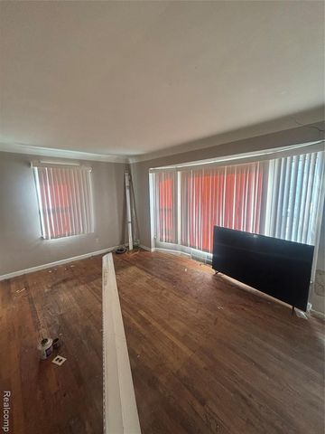 19762 Avon Avenue, Detroit, MI 48219