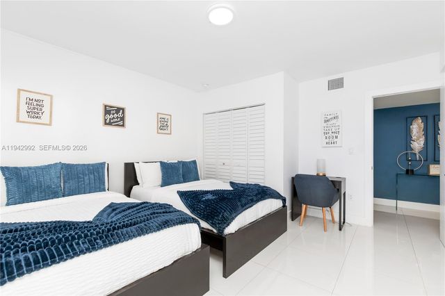 18555 SW 83rd Place, Cutler Bay, FL 33157