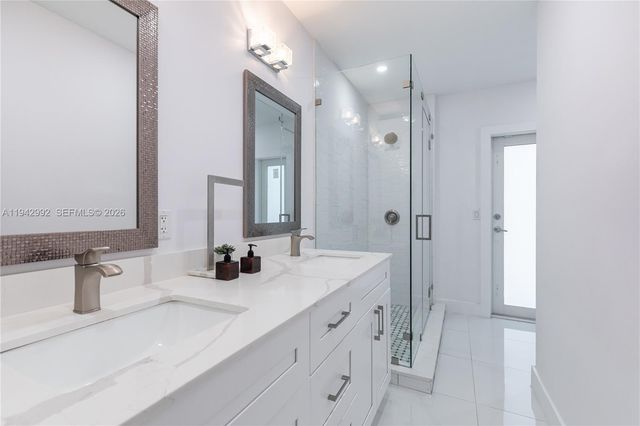 18555 SW 83rd Place, Cutler Bay, FL 33157