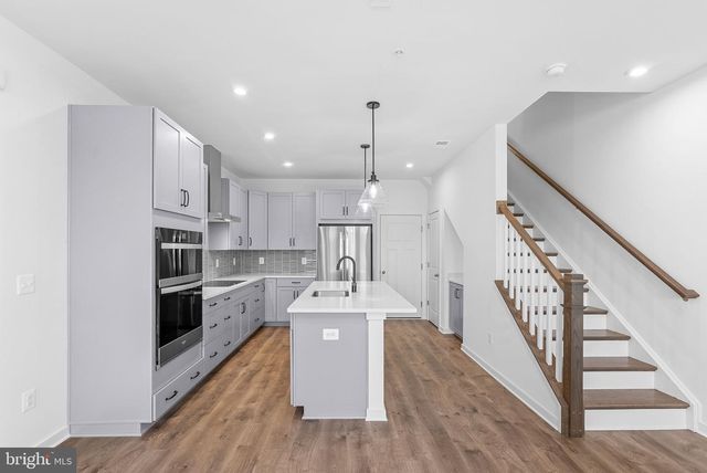 19714 MISTY MOSS SQ, Ashburn, VA 20147