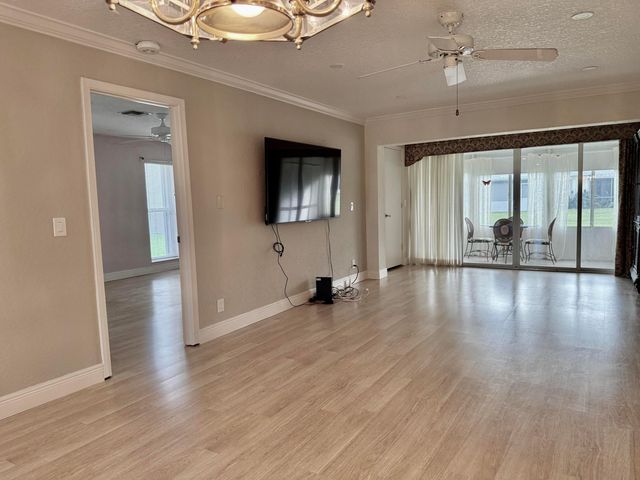 1460 NW 19th Terrace 71-a, Delray Beach, FL 33445