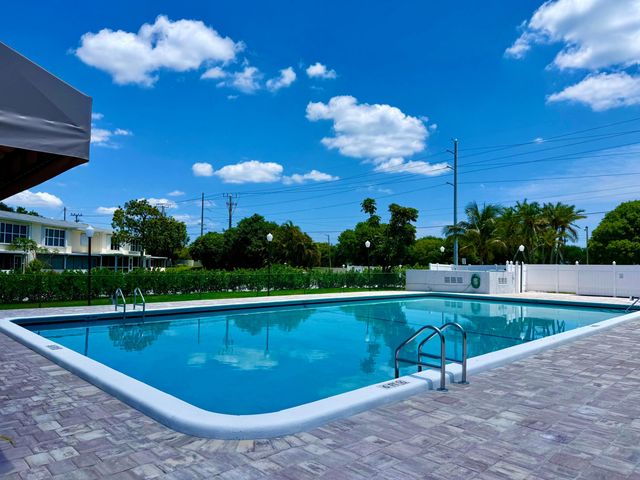 1460 NW 19th Terrace 71-a, Delray Beach, FL 33445