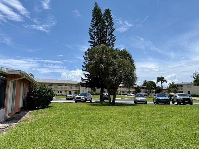 1460 NW 19th Terrace 71-a, Delray Beach, FL 33445