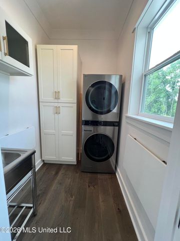 120 Grosvenor Place, Waveland, MS 39576