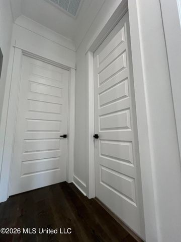 120 Grosvenor Place, Waveland, MS 39576