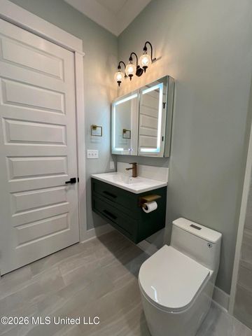 120 Grosvenor Place, Waveland, MS 39576