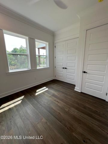 120 Grosvenor Place, Waveland, MS 39576